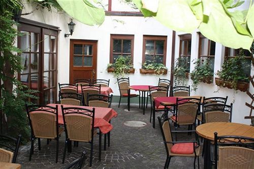 Landhotel Krone Königsbach-Stein Exteriér fotografie